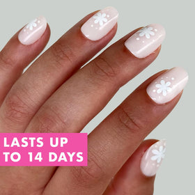 Olive & June Instant Mani Press-On Nails Daisy Dance with accessories