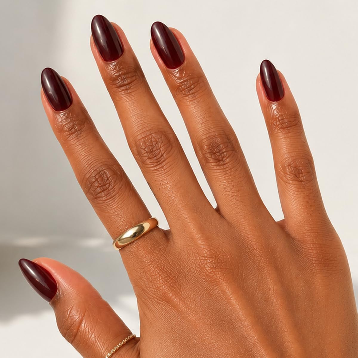 Olive & June Instant Mani Press-On Nails in Obsessed, front view