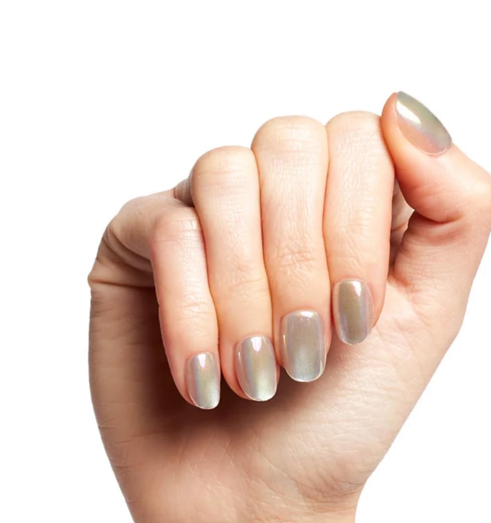 Olive & June Press-On Nails Sheer Lavender Shimmer on a hand