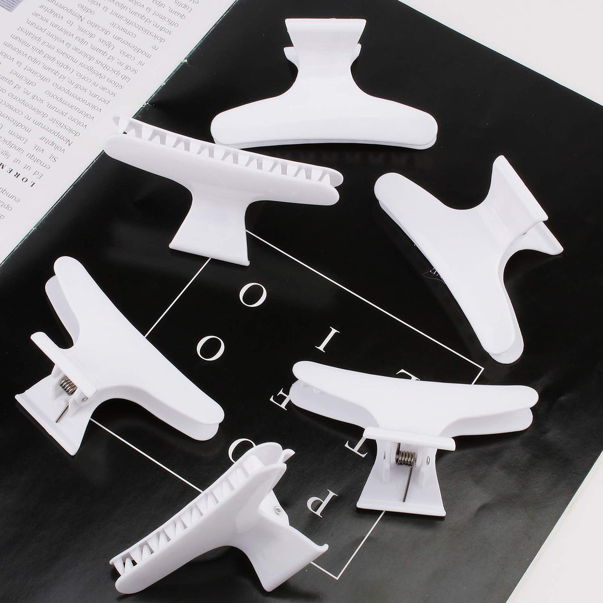 Ondder Hair Clips close-up highlighting lightweight design
