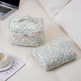 Opened uekeboag makeup bag showing interior space