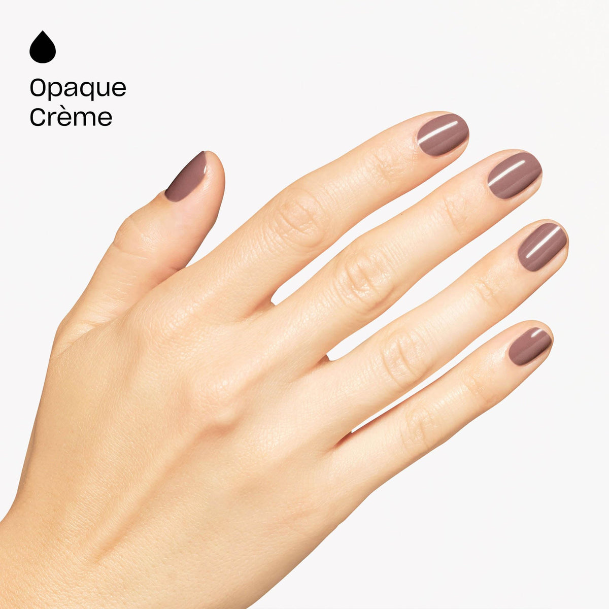 OPI Nail Lacquer You Don’t Know Suzi glossy finish on nails