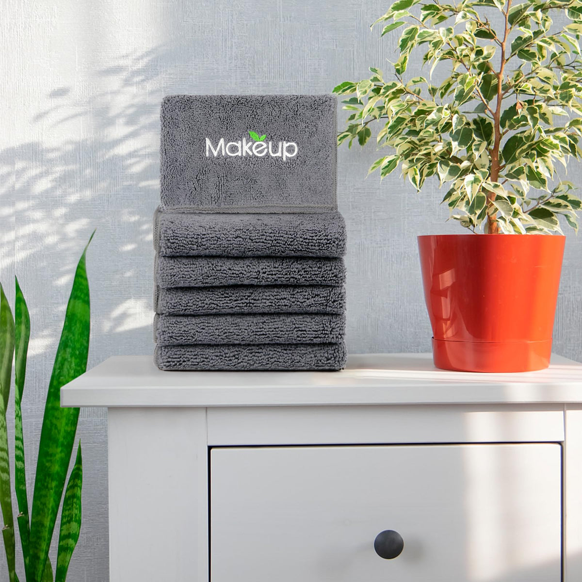 Orighty Microfiber Makeup Remover Cloths with makeup products