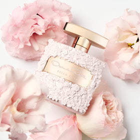 Oscar de la Renta Bella Rosa Eau de Parfum 3.4 Fl. Oz bottle close-up
