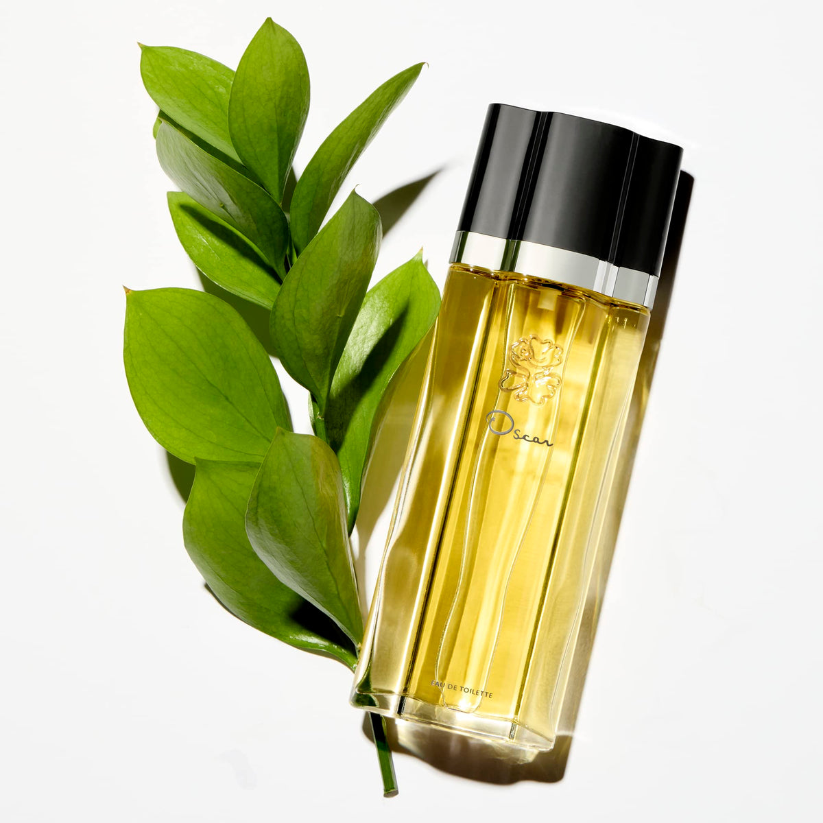 Oscar de la Renta Eau de Toilette 1.7 Fl. Oz with accessories