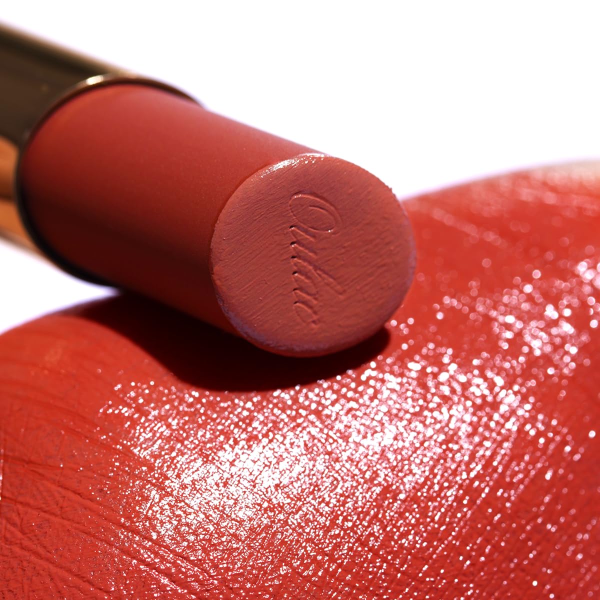 Oulac Deep Red Satin Matte Lipstick texture on lips