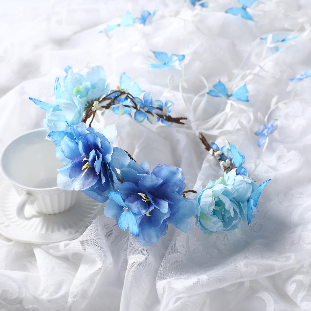 PartyforU Blue Flower Crown displayed on a table