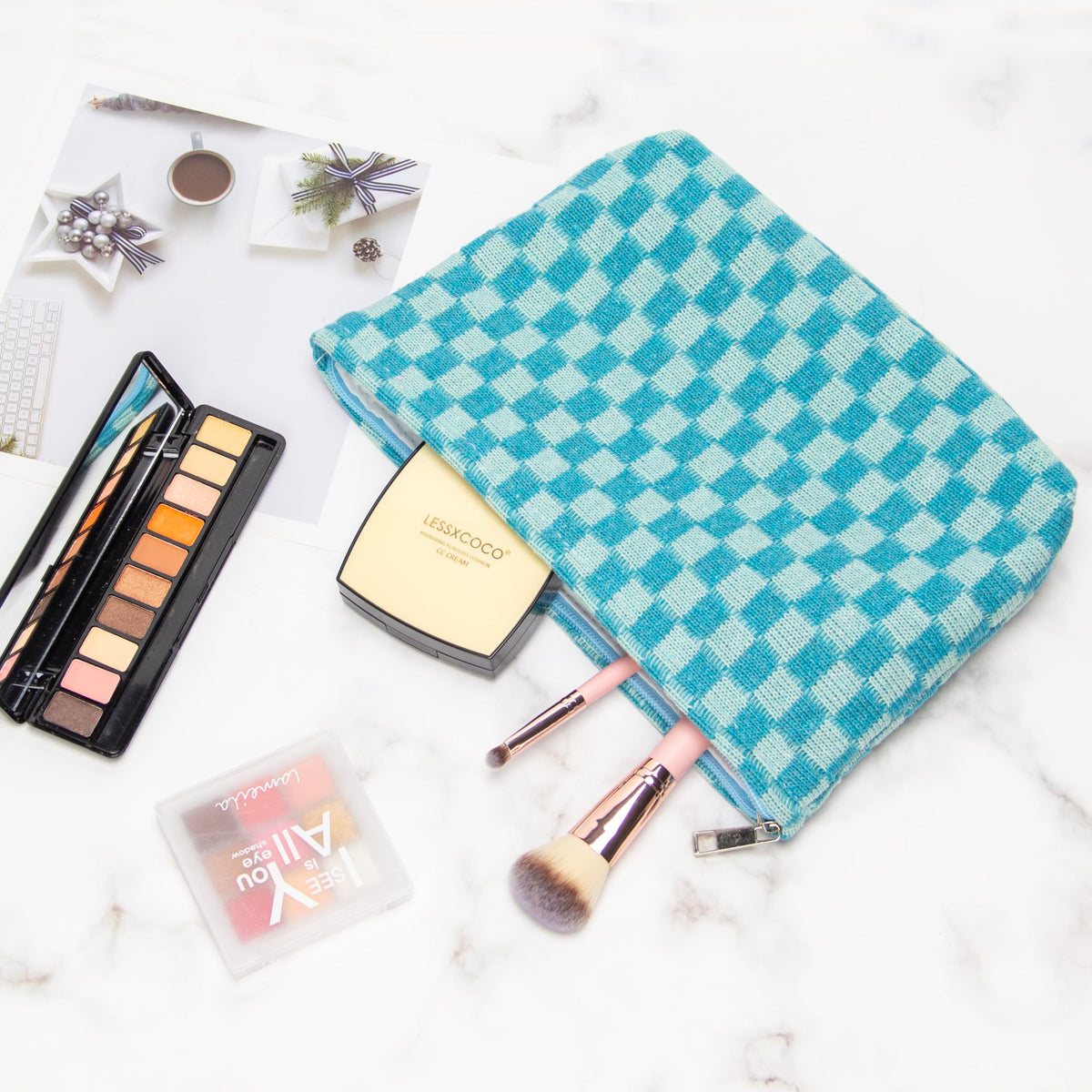 PAZIMIIK Checkered Makeup Bag Lake Blue zipper detail