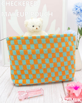 PAZIMIIK Checkered Makeup Bag side view showing zipper