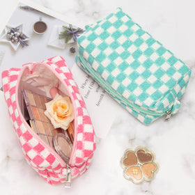 PAZIMIIK Checkered Makeup Bag side view showing zipper