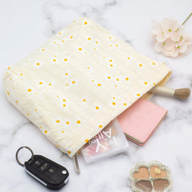 PAZIMIIK Flat Makeup Bag Daisy Beige with accessories