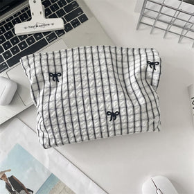 PAZIMIIK Flat Makeup Bag Gingham Black lifestyle scene