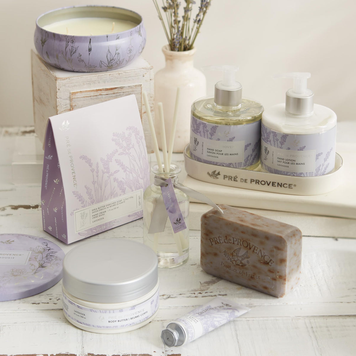 Pre de Provence Lavender Soap Bar measuring 4 x 2.75 x 1.37 inches