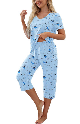 PrinStory Women's Capri Pajama Set back view