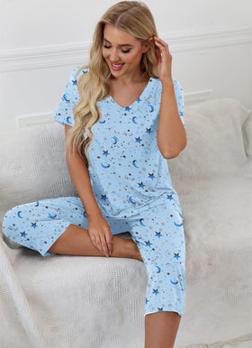 PrinStory Women's Capri Pajama Set laid out flat