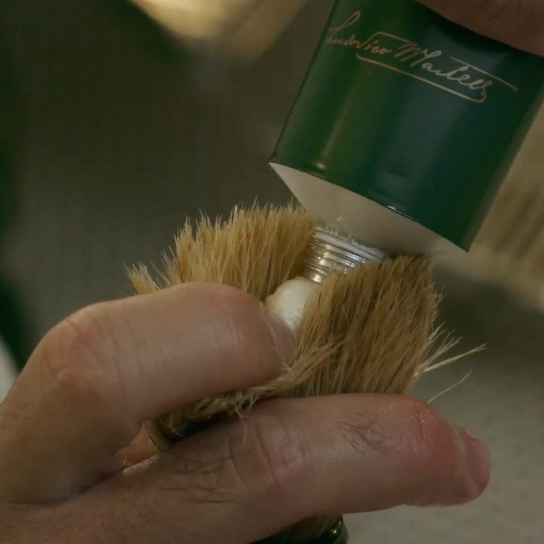Proraso Shaving Cream Eucalyptus & Menthol application on face