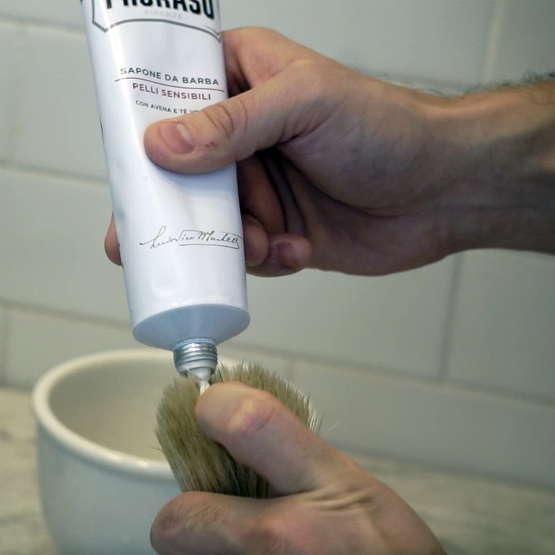 Proraso Shaving Cream Oatmeal & Green Tea lather on hand