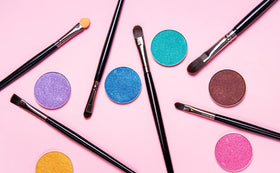 Pure Ziva Apricot Peach Glaze Eyeshadow in natural light