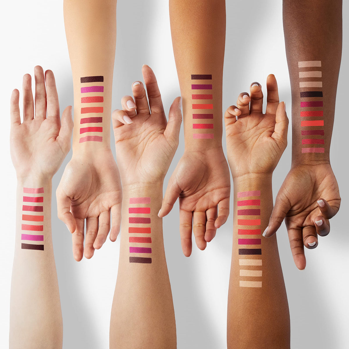 QiBest lipstick set packaging showing all 8 colours
