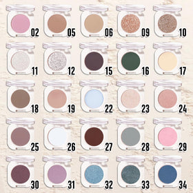 QIDSTERS Pear White Glitter Eyeshadow Mini 18g swatch on skin