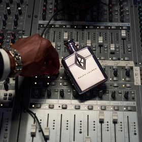 RALPH LAUREN Ralph's Club New York Eau de Parfum close-up of bottle design