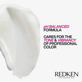 Redken Color Extend Magnetics Conditioner close-up of the cap