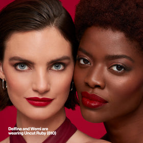 REVLON Super Lustrous Lipstick 423 Pink Velvet on model
