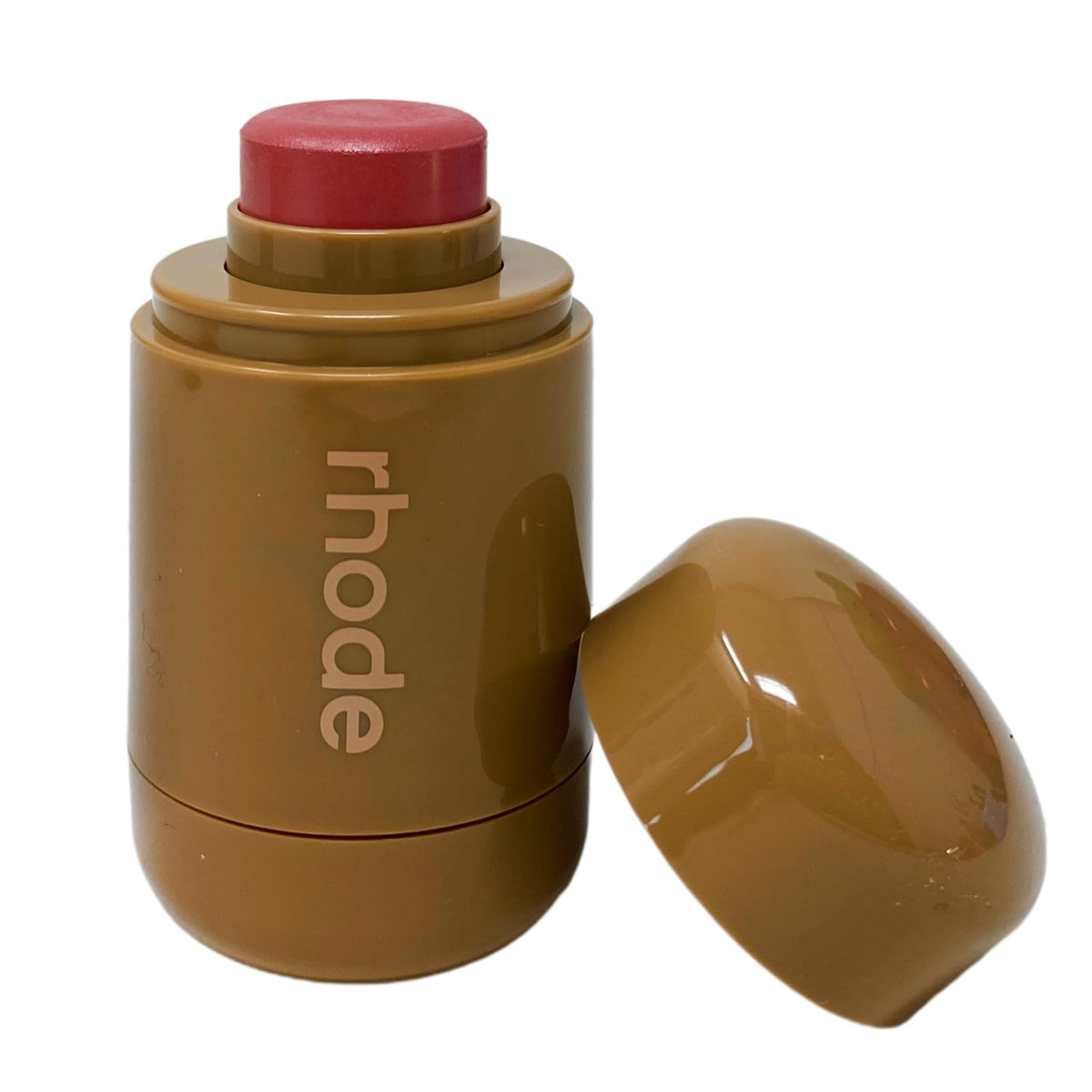 Rhode Pocket Blush Sprinkle showing creamy texture on hand