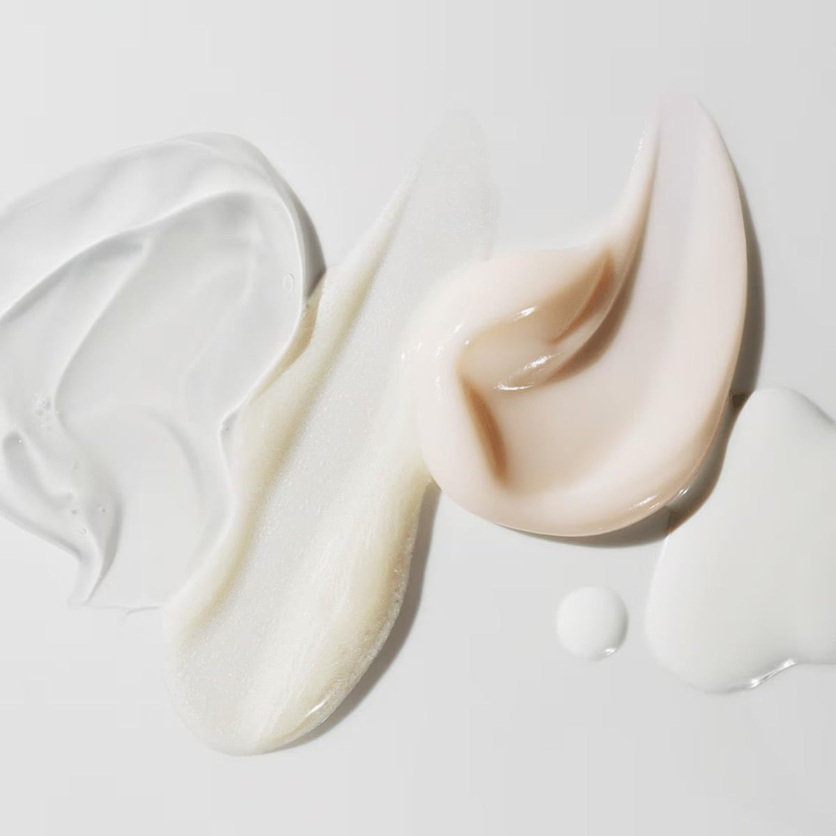 RODAN + FIELDS Soothe Regimen day moisturiser with SPF