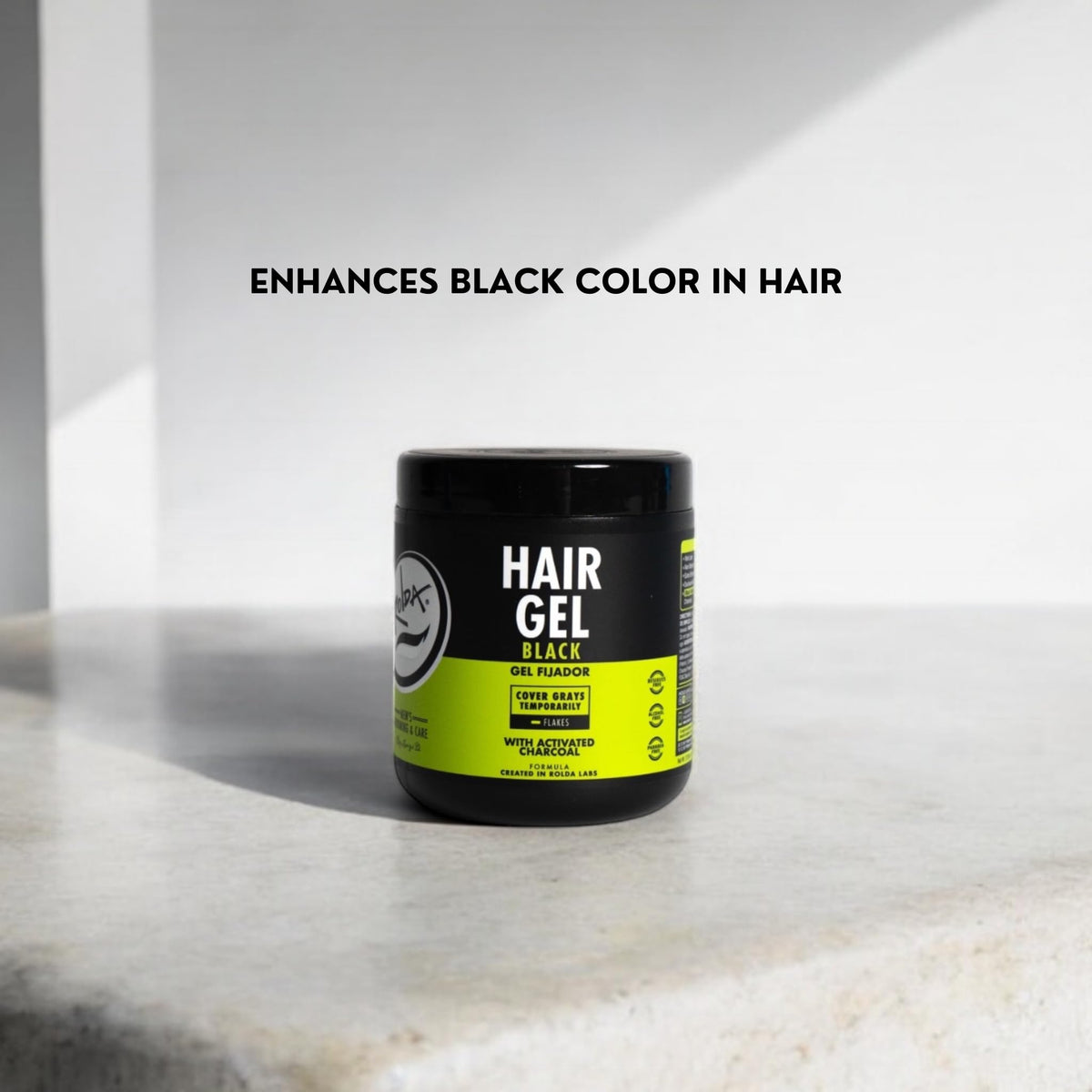 Rolda Black Hair Gel 540g showing texture on hand