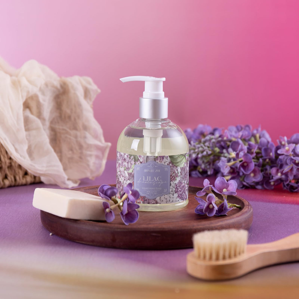 ROMIIE ZOI Liquid Hand Soap 260ml bottle beside a refill option