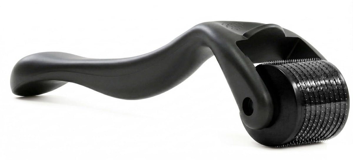 ROSELYNBOUTIQUE Derma Roller front view with titanium needles