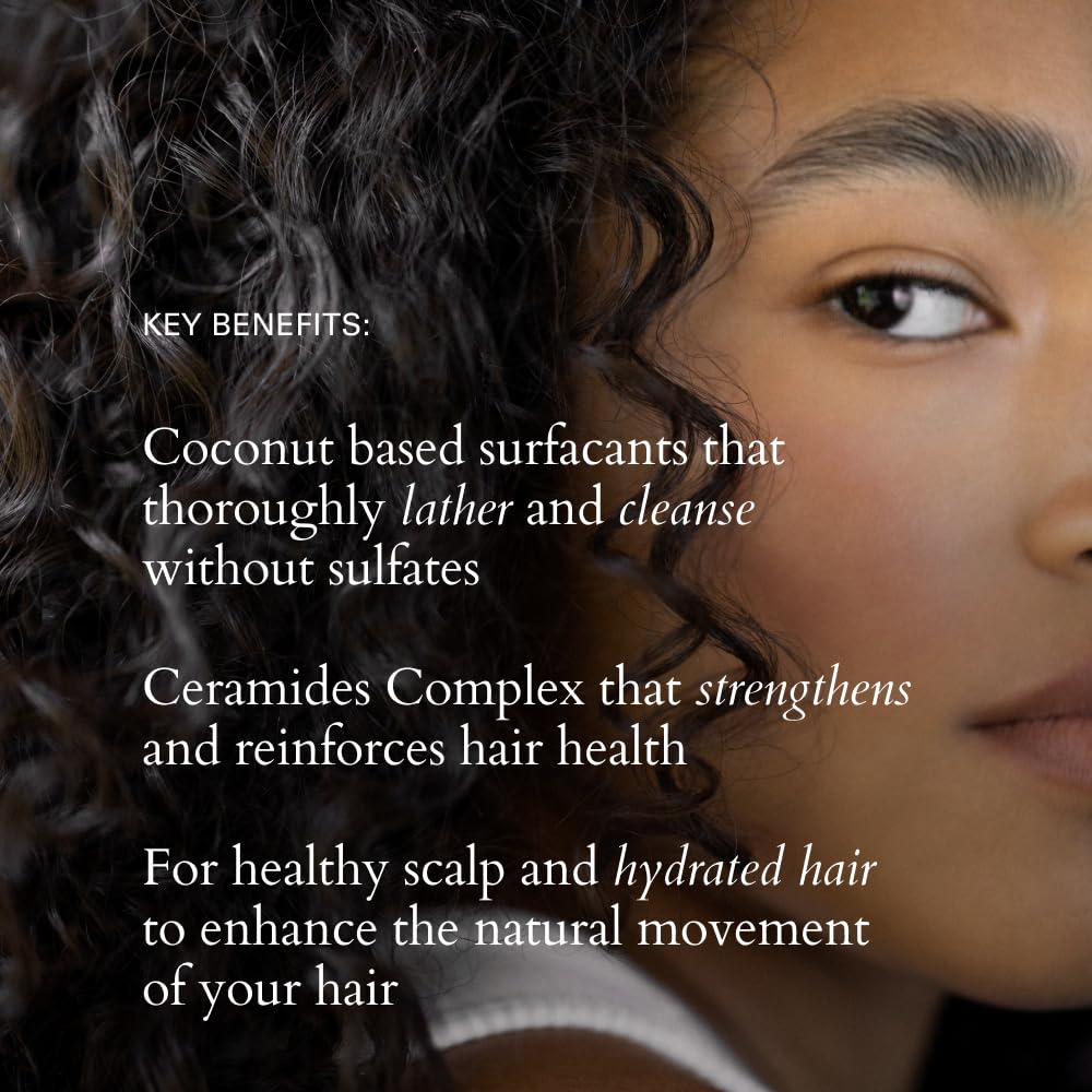 RŌZ Foundation Shampoo 300 mL in lifestyle setting