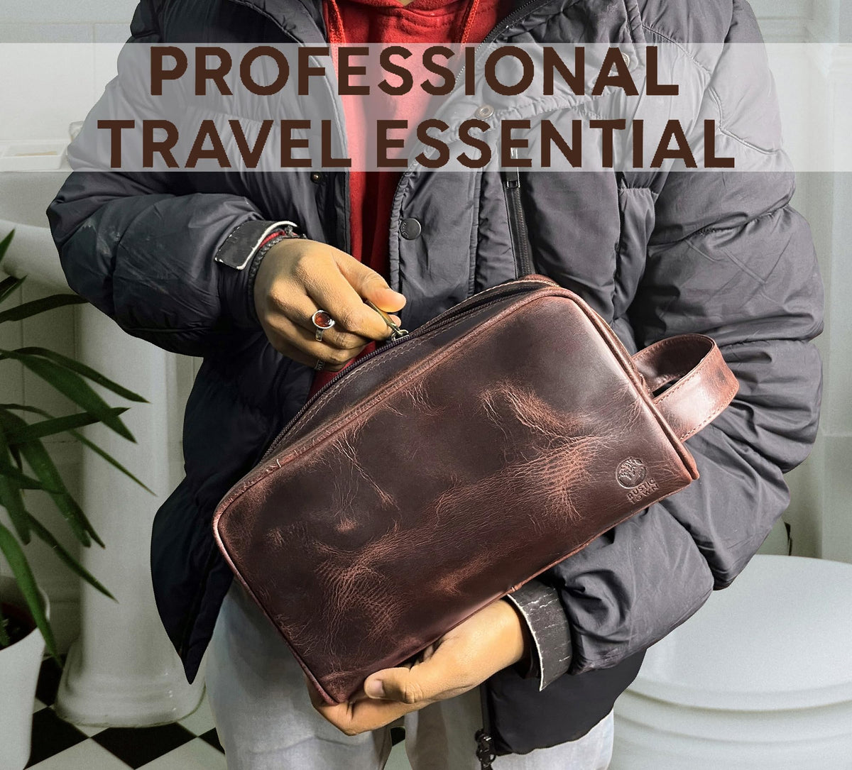 RUSTIC TOWN Leather Toiletry Bag side view showcasing dual compartments