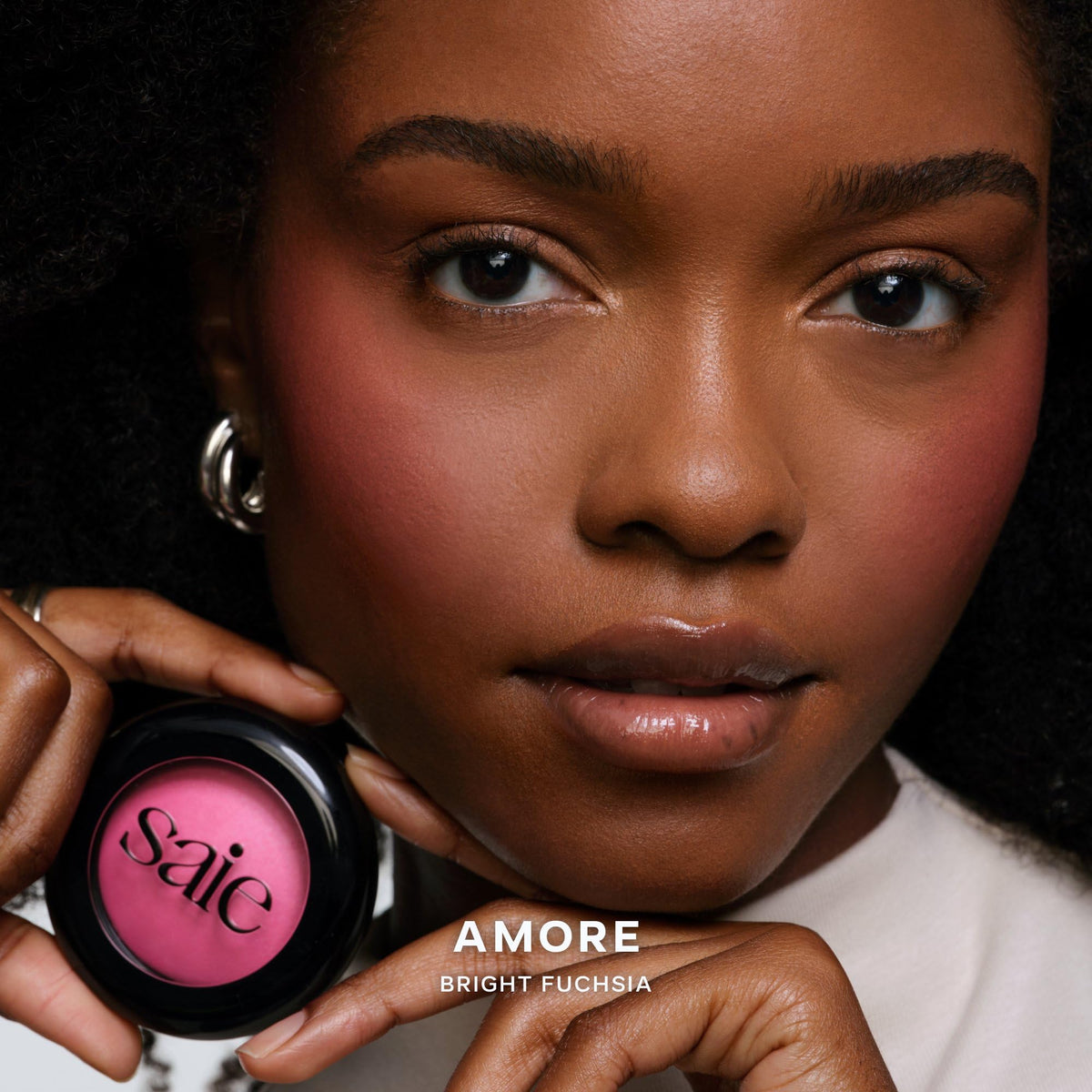 Saie SuperSuede Baked Blush Powder Amore close-up of powder