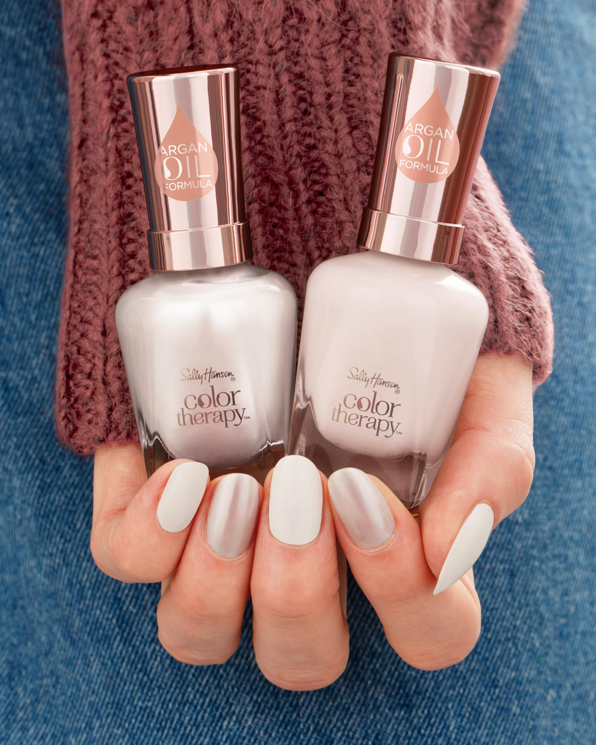 Sally Hansen High Gloss Top Coat application on nails