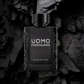 Salvatore Ferragamo Uomo Ferragamo Signature Eau de Parfum application on wrist