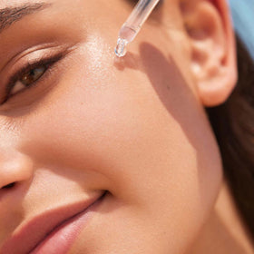 Sand & Sky Vitamin C Serum Glow Drops with dropper