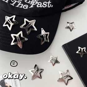 SAOROPEB star hair clip in use during makeup application