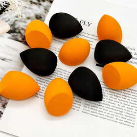 Scartink 12 Pieces Makeup Sponge Set on a vanity table