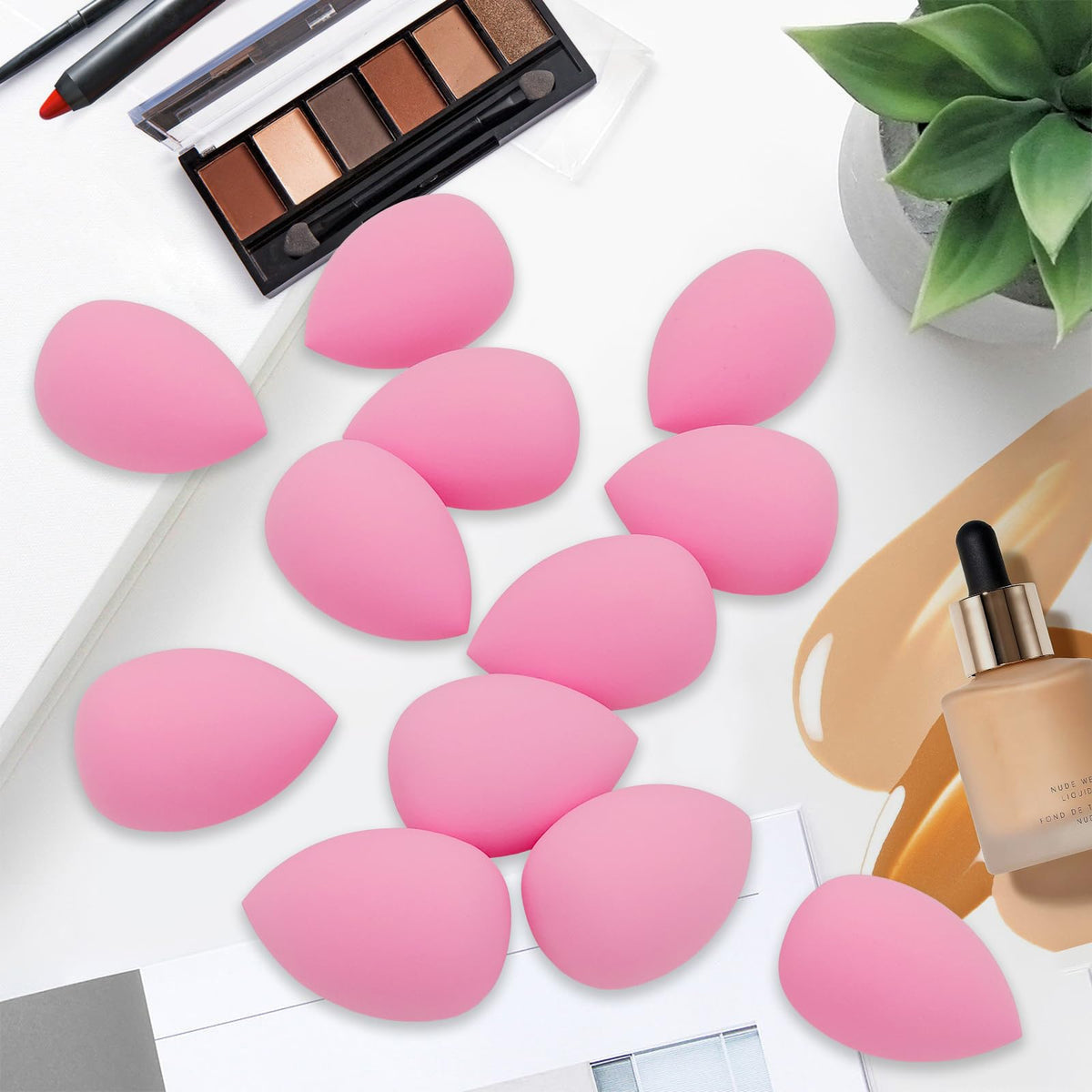 Scartink makeup sponge set with various makeup products