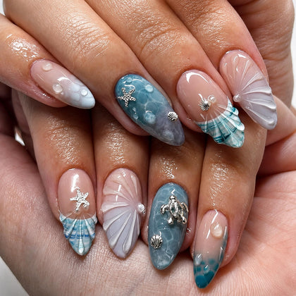 SEENEEY Medium Press on Nails blue ocean shell design front view