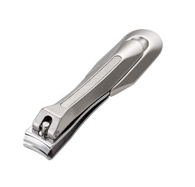 Seki EDGE Stainless Steel Nail Clipper close-up of curved blade