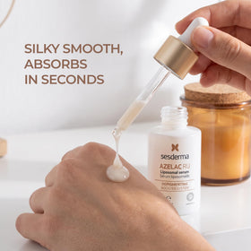 Sesderma AZELAC RU Liposomal Facial Serum texture on hand