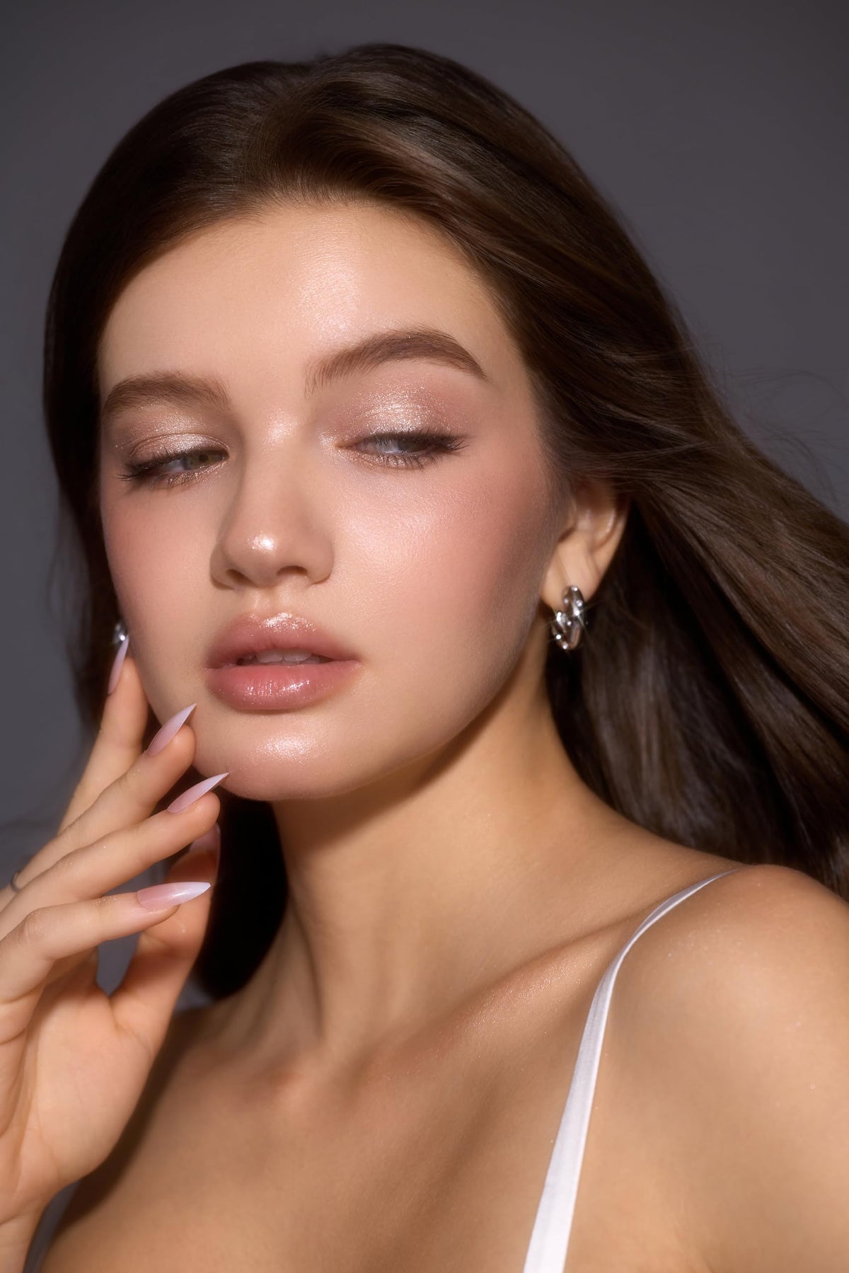 SHEGLAM Crystal Jelly Glaze Stick Eye Shadow close-up