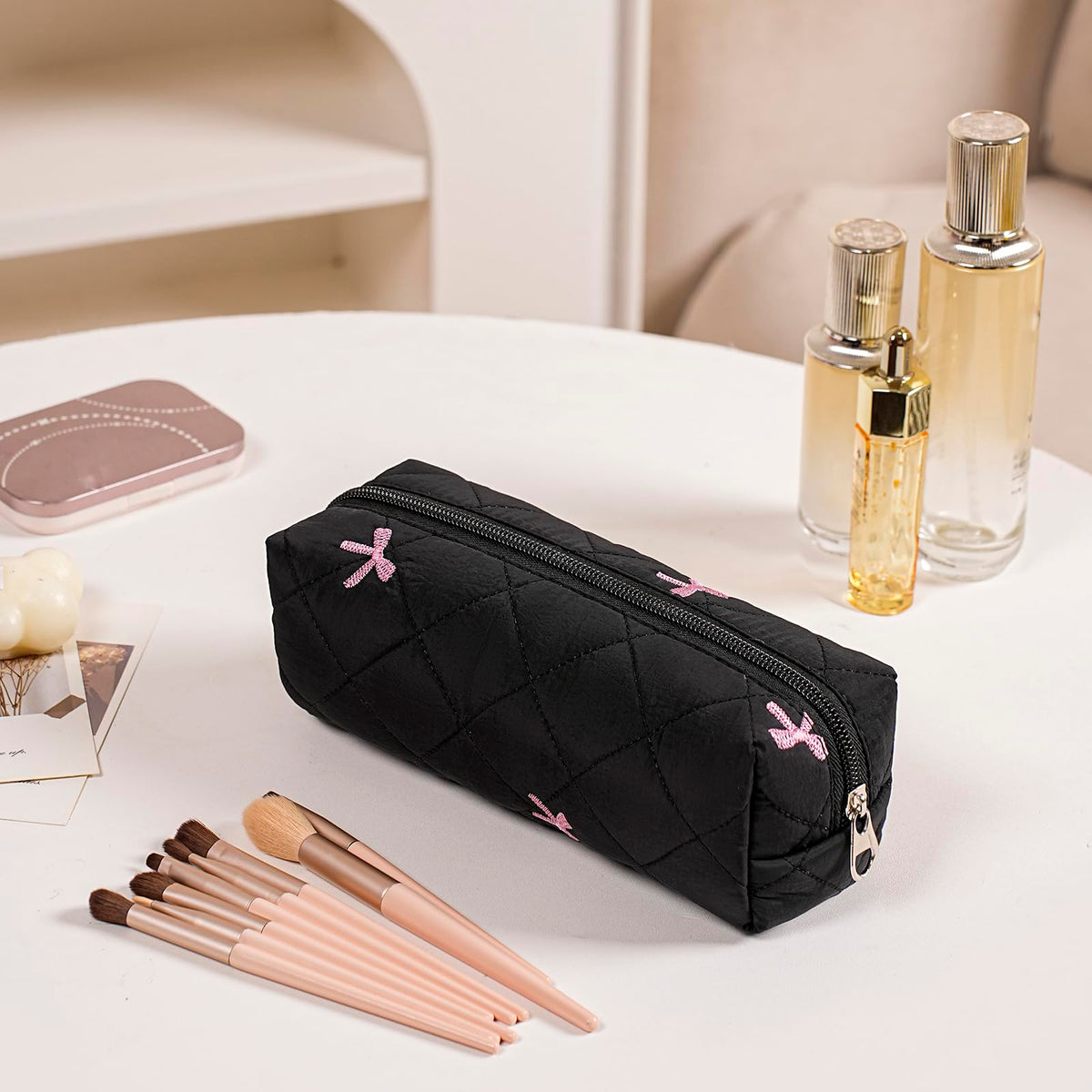 Side view of HHQQWZ Floral Cotton Makeup Brush Bag