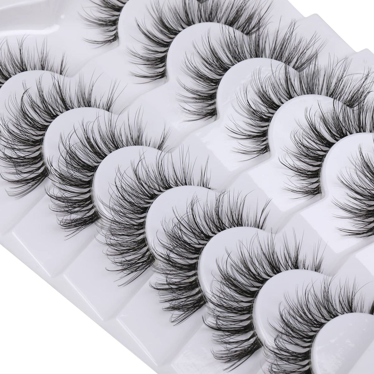 Side view of Kiromiro false eyelashes on model