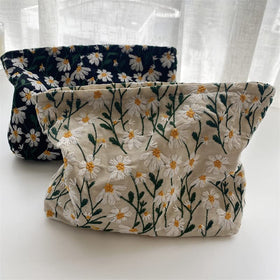 Side view of PAZIMIIK Makeup Bag showcasing elegant design