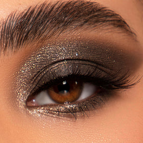 SIGMA BEAUTY Ritzy Eyeshadow Palette open showing vibrant colours