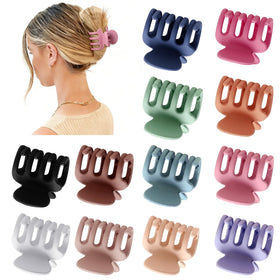 Sisiaipu small claw clip in Matte Black